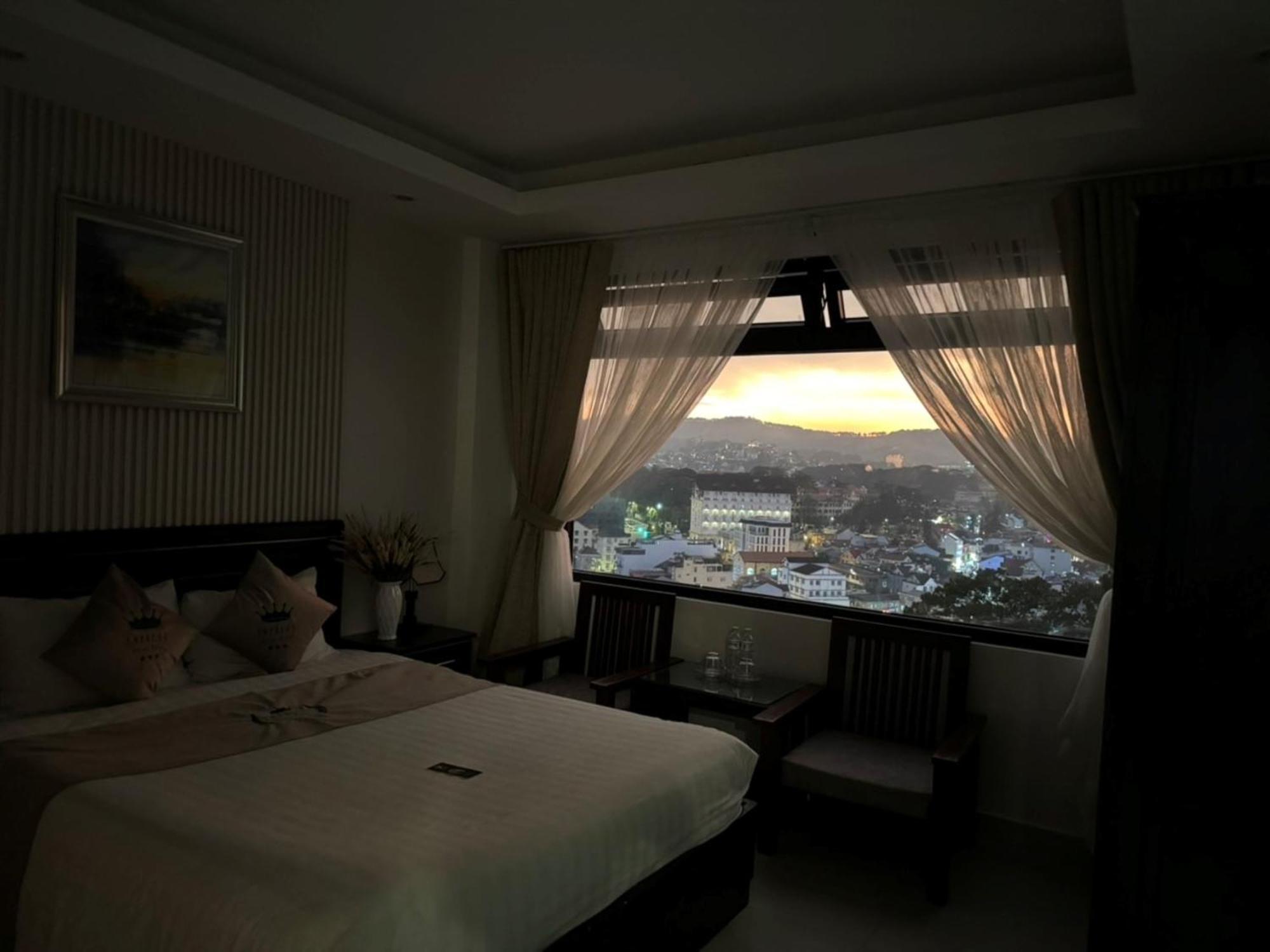 Empress Dalat - Sky View Hotel Bagian luar foto